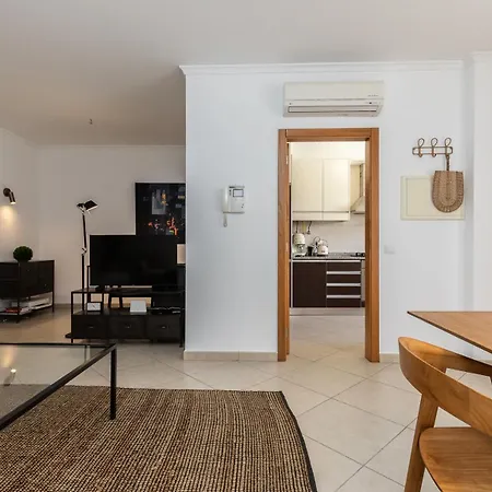 New!! T2 Centro - Detras Dos Alamos Apartment *