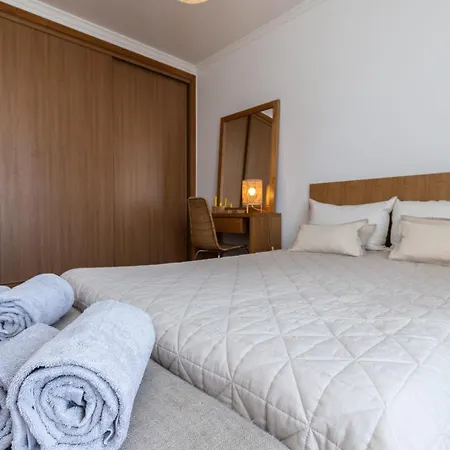 New!! T2 Centro - Detras Dos Alamos Apartment
