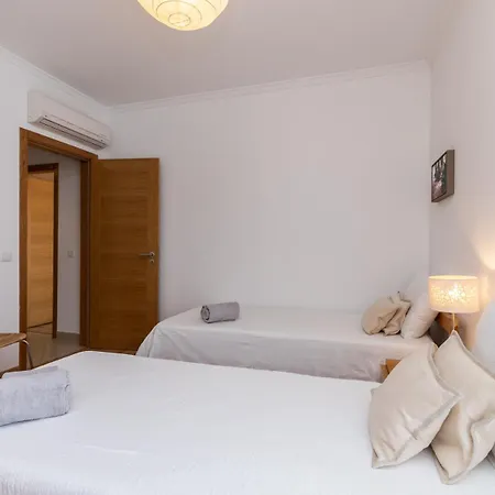 Apartment New!! T2 Centro - Detras Dos Alamos *